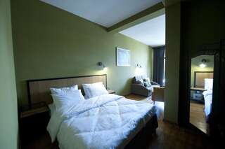 Отель Boutique Hotel 27 Тбилиси Представительский двухместный номер-13